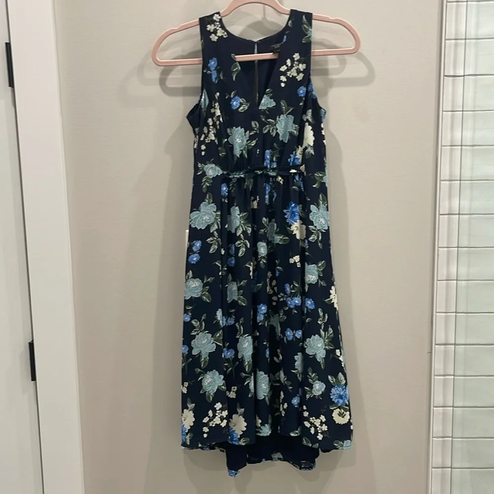 Ann Taylor Factory Fit& Flare Floral Dress size 00P - Picture 1 of 7